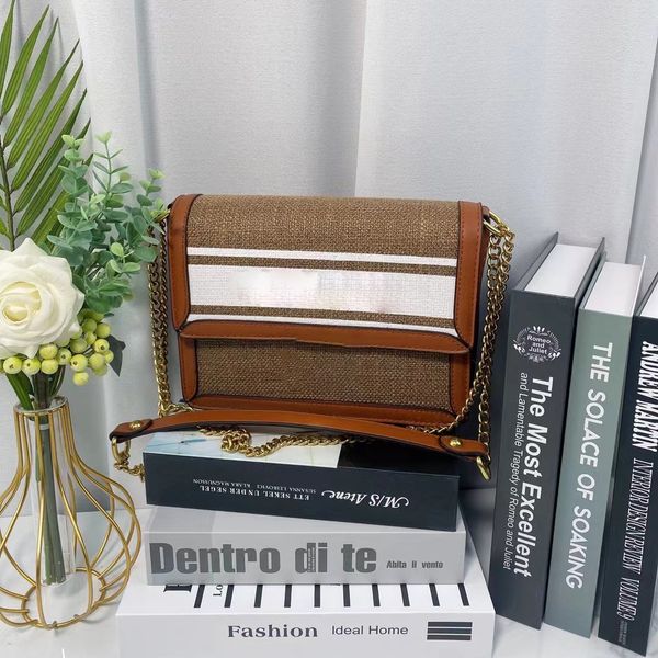 famous canvas fashion envelope bag woman tote lock bags handbag designer wallets shoulder bags leather women messenger cross body wallet on, Red;black
famous canvas fashion envelope bag woman tote lock bags handbag designer wallets shoulder bags leather women messenger cross body wallet on, Red;black