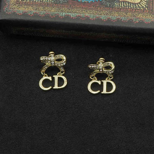 70% off net red same hollow out bow with full diamond letters women's earrings and earrings, Silver
70% off net red same hollow out bow with full diamond letters women's earrings and earrings, Silver