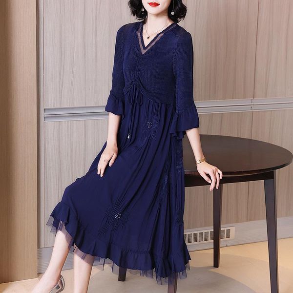 casual dresses high end mother's pleated dress spring 2021 women's loose large medium length, Black;gray
casual dresses high end mother's pleated dress spring 2021 women's loose large medium length, Black;gray