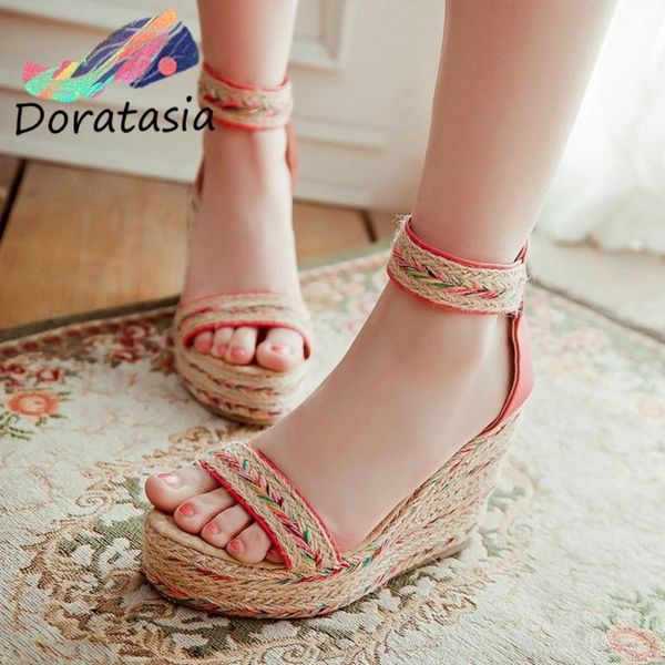 doratasia plus size 47 women solid zipper open toe platform shoes high wedges vintage casual sandals women sandals, Black
doratasia plus size 47 women solid zipper open toe platform shoes high wedges vintage casual sandals women sandals, Black