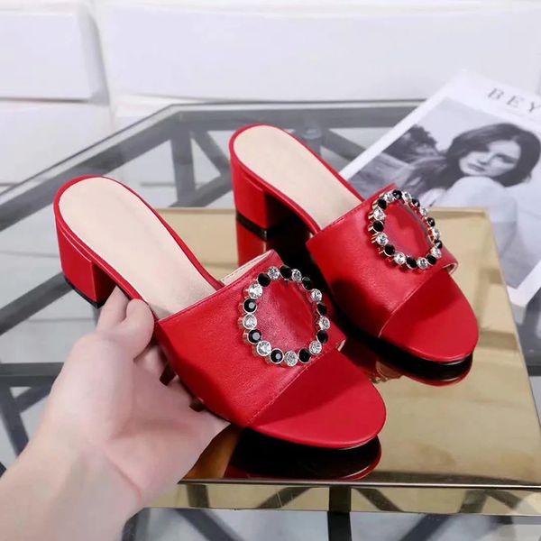 2021 sell well women summer genuine leather sandals beach slide fashion scuffs slippers shoes size eu 35-41 with box shoe02 13, Black
2021 sell well women summer genuine leather sandals beach slide fashion scuffs slippers shoes size eu 35-41 with box shoe02 13, Black