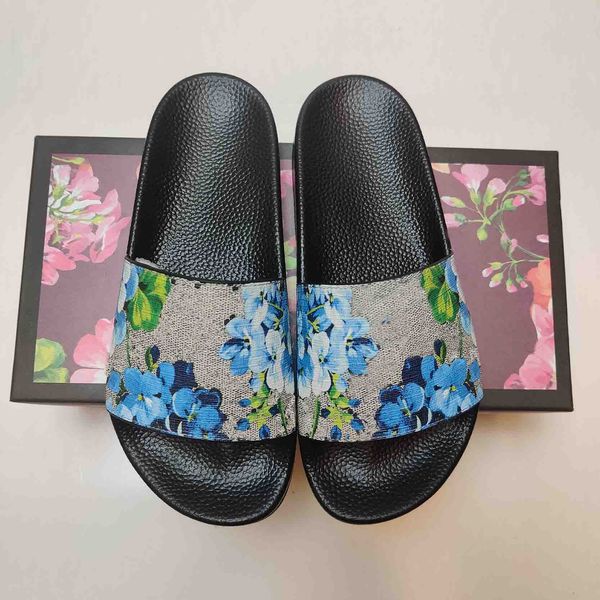fashion comfortable designer mens womens slippers summer sandals show style ladies flip flops loafers slides shoes with box quality, Black
fashion comfortable designer mens womens slippers summer sandals show style ladies flip flops loafers slides shoes with box quality, Black
