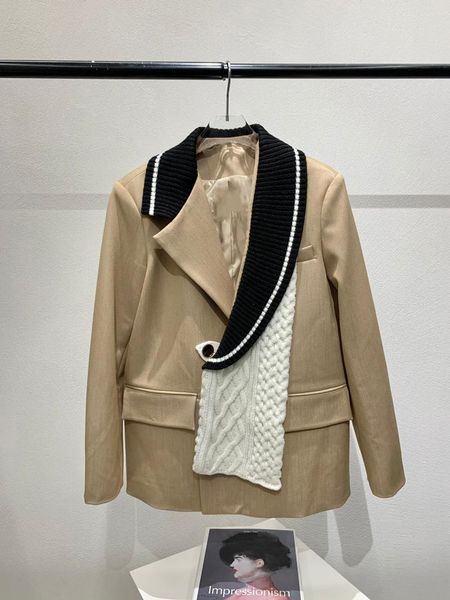 2021 new ladies high-quality fashion long-sleeved lapel knitted stitching wool suit 0109, White;black
2021 new ladies high-quality fashion long-sleeved lapel knitted stitching wool suit 0109, White;black