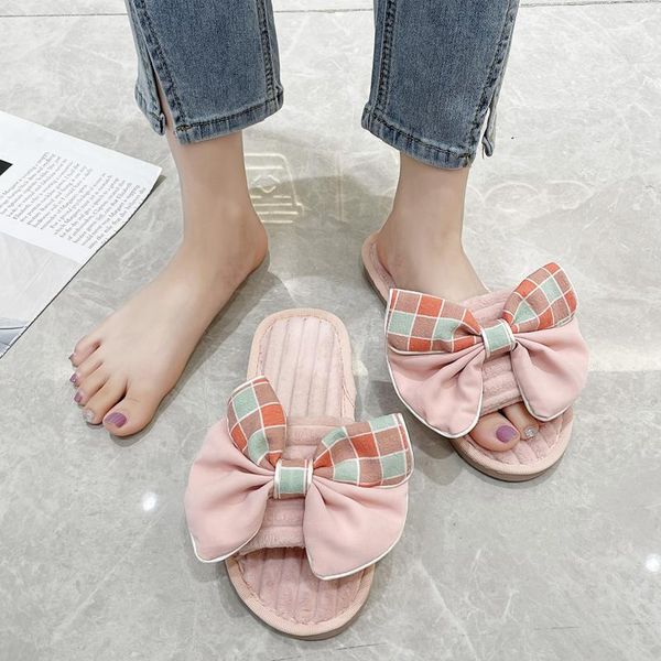 slippers ladies soft warm plush fluffy house floor slides 2021 butterfly-knot women winter furry shoes open toe flip flops, Black
slippers ladies soft warm plush fluffy house floor slides 2021 butterfly-knot women winter furry shoes open toe flip flops, Black