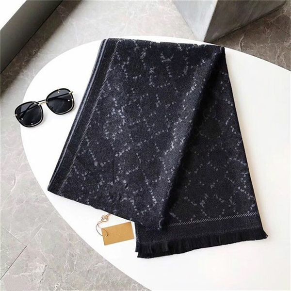 2021 high qualtiy print animal cashmere brand scarf for women designer luxury long scarves with silver thread shawls wrap, Blue;gray
2021 high qualtiy print animal cashmere brand scarf for women designer luxury long scarves with silver thread shawls wrap, Blue;gray