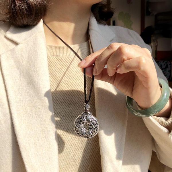 chains ethnic necklace for female with leather rope sweater chain retro carp ancient silver pendant jewelry wholesale
chains ethnic necklace for female with leather rope sweater chain retro carp ancient silver pendant jewelry wholesale