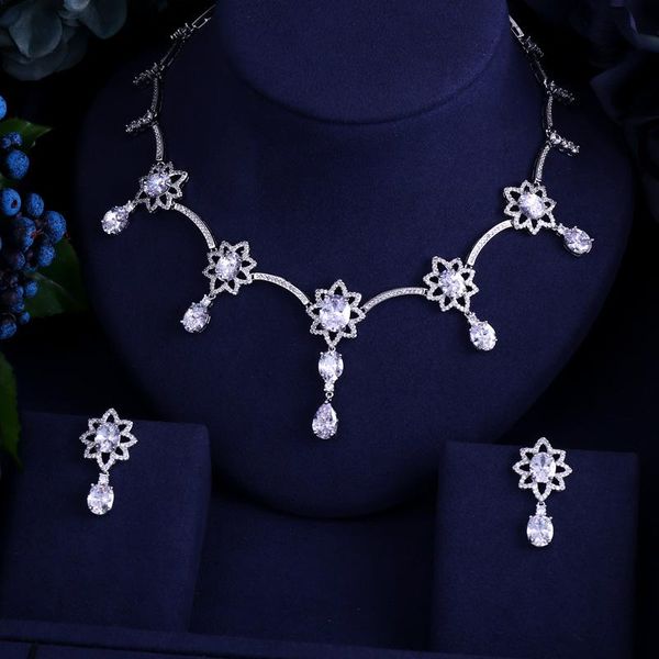 earrings & necklace luxury white gold-color elegant sunflower shape bridal cubic zircon sets wedding jewelry for women, Silver
earrings & necklace luxury white gold-color elegant sunflower shape bridal cubic zircon sets wedding jewelry for women, Silver