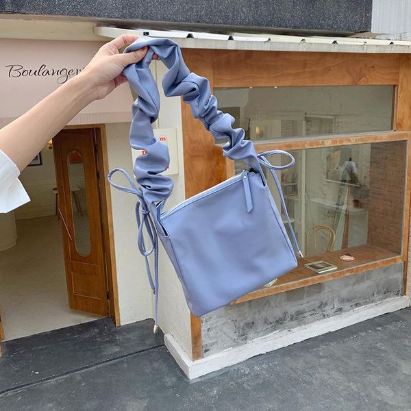 evening bags small design soft leather large-capacity fold thick shoulder strap drawstring women's bag
evening bags small design soft leather large-capacity fold thick shoulder strap drawstring women's bag