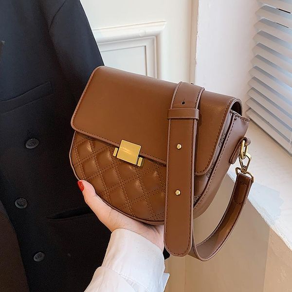 shoulder bags niche design bag 2021 female ins messenger senior retro wild saddle width: 23cm
shoulder bags niche design bag 2021 female ins messenger senior retro wild saddle width: 23cm