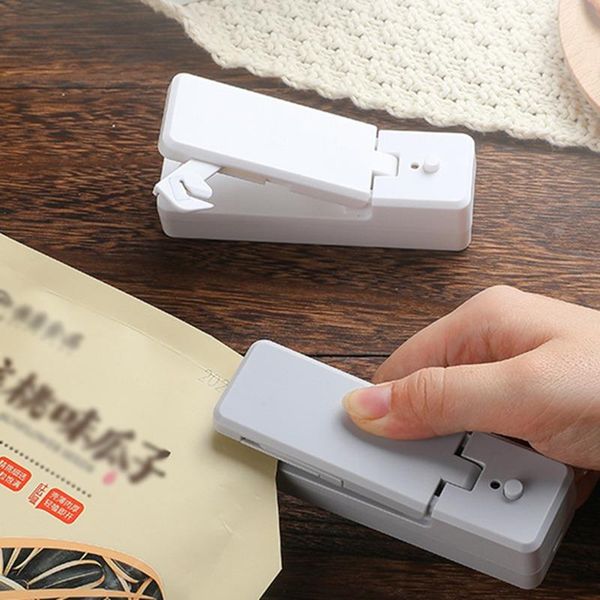 bag clips portable mini home heat usb rechargeable food sealing machine plastic packaging storage
bag clips portable mini home heat usb rechargeable food sealing machine plastic packaging storage