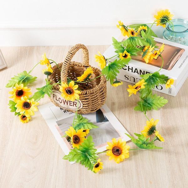 simulation sunflower rattan air conditioning pipe decoration rattan ceiling decoration wedding festival
simulation sunflower rattan air conditioning pipe decoration rattan ceiling decoration wedding festival