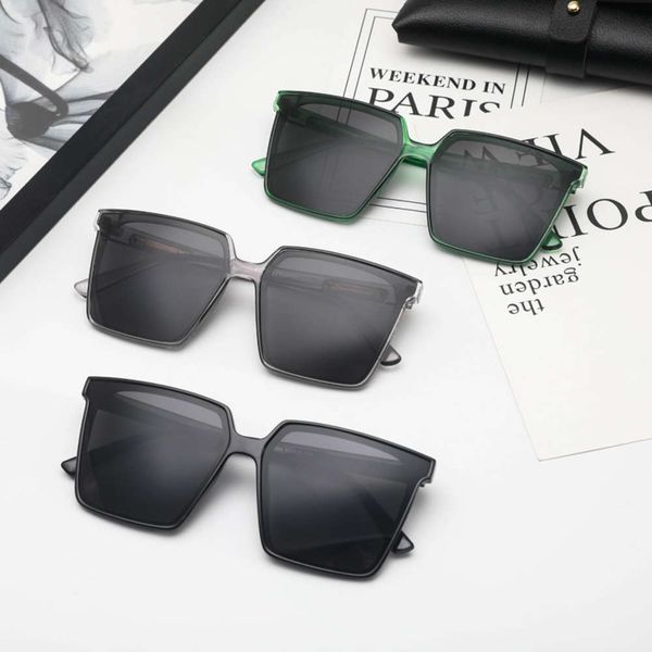 men's eyes, korean version, female anti ultraviolet sunglasses, tiktok, face, and red face, White;black
men's eyes, korean version, female anti ultraviolet sunglasses, tiktok, face, and red face, White;black