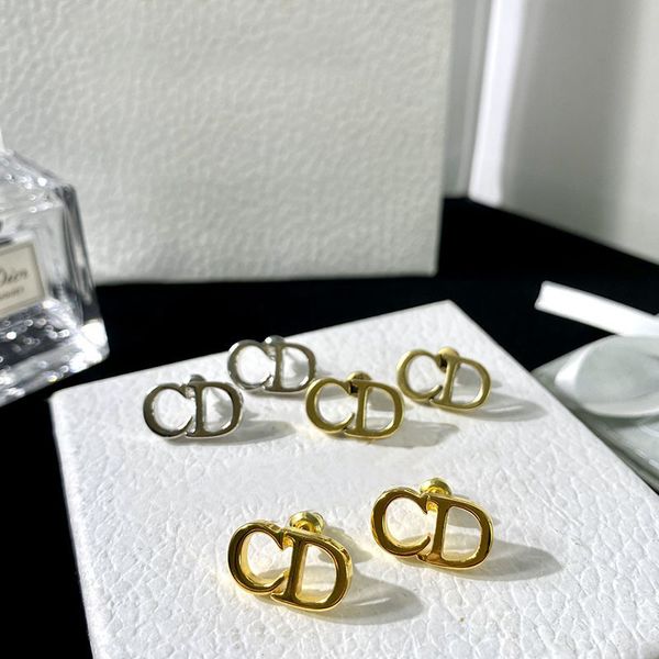 fine jewelry online fashion accessories simple style letter earrings xiaozhong design 65% off store online sale, Golden;silver
fine jewelry online fashion accessories simple style letter earrings xiaozhong design 65% off store online sale, Golden;silver