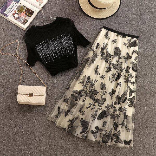 trend style two piece set 2021 summer women fashion rivet knitted butterfly embroidery long tulle mesh skirts 2 piece set, Gray
trend style two piece set 2021 summer women fashion rivet knitted butterfly embroidery long tulle mesh skirts 2 piece set, Gray