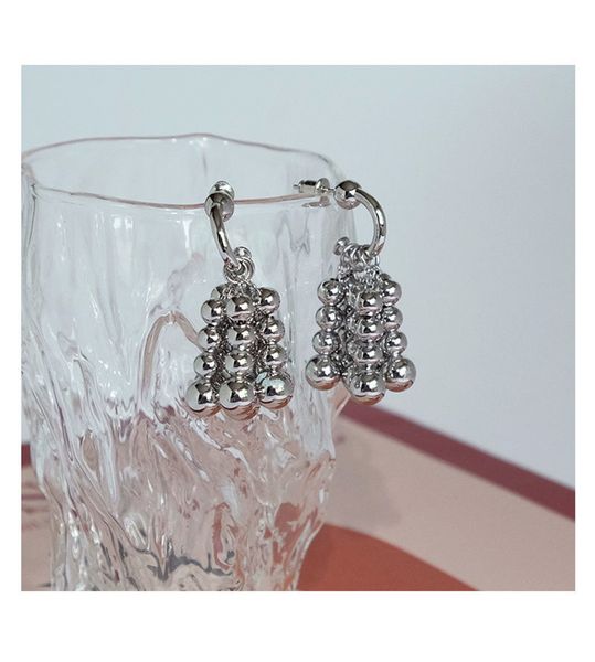 luxury ear waterfall tide cool wind retro design sense french round bead tassel circle earrings hollow net red same style, Golden;silver
luxury ear waterfall tide cool wind retro design sense french round bead tassel circle earrings hollow net red same style, Golden;silver