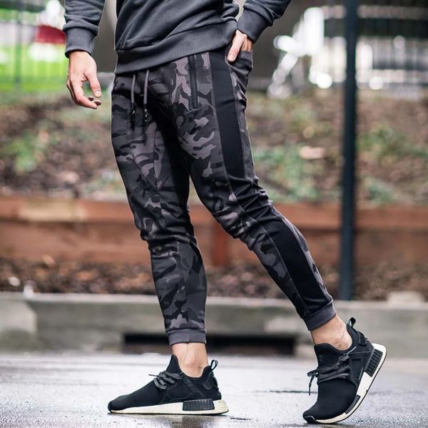 new 2021 camouflage running track men joggers sweatpants gym fitness bodybuilding ny trousers male autumn cotton casual pants a7d6, Black
new 2021 camouflage running track men joggers sweatpants gym fitness bodybuilding ny trousers male autumn cotton casual pants a7d6, Black