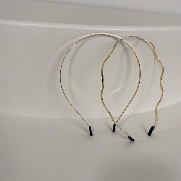 hair clips & barrettes aomu retro golden bright wave hairband simple thin headband gentle metal hairpin for women accessories, Golden;silver
hair clips & barrettes aomu retro golden bright wave hairband simple thin headband gentle metal hairpin for women accessories, Golden;silver