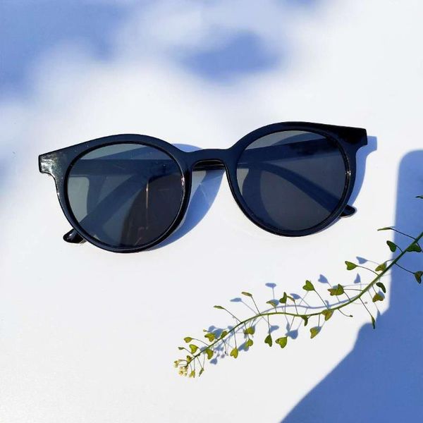 sunglasses round women 2021 vintage luxury designer sun glasses for men car driving eyeglasses frame fashion decorative eyewear, White;black
sunglasses round women 2021 vintage luxury designer sun glasses for men car driving eyeglasses frame fashion decorative eyewear, White;black