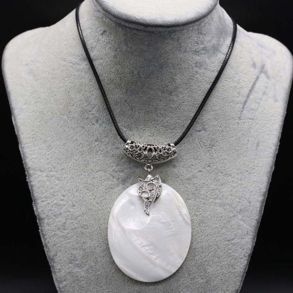 pendant necklaces natural white shell necklace fashionable oval temperament for women men casual charm jewelry gifts 45x55 mm, Silver
pendant necklaces natural white shell necklace fashionable oval temperament for women men casual charm jewelry gifts 45x55 mm, Silver