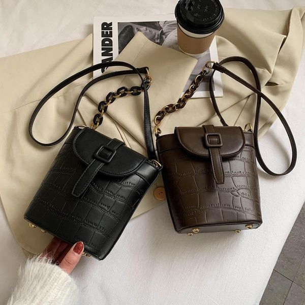 shoulder bags stylish air small bag women's 2021 tidal net red retro one-shoulder autumn and winter under the oblique bucket
shoulder bags stylish air small bag women's 2021 tidal net red retro one-shoulder autumn and winter under the oblique bucket