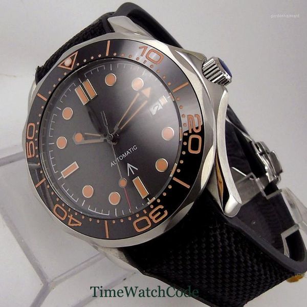 41mm black men's watch genuine nh35a miyota8215 automatic movement sapphire glass date display rubber strap ceramic bezel insert wristw, Slivery;brown
41mm black men's watch genuine nh35a miyota8215 automatic movement sapphire glass date display rubber strap ceramic bezel insert wristw, Slivery;brown