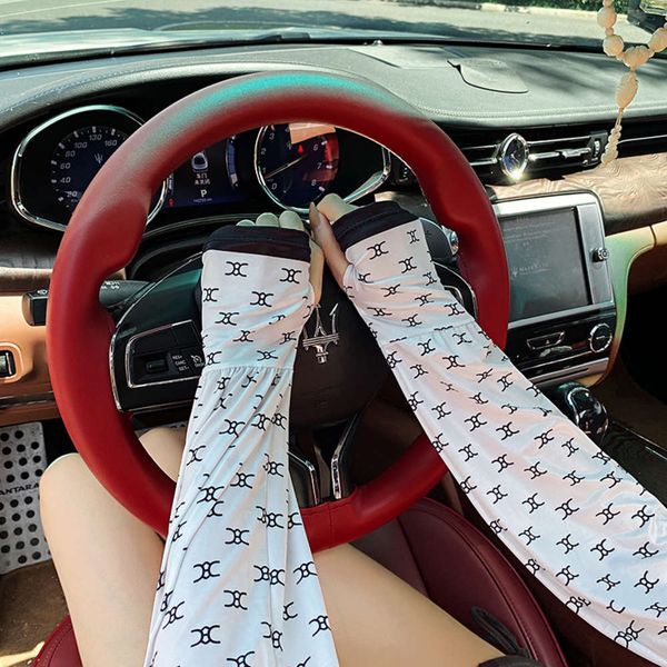 summer cool loose letter ice sleeve sunscreen silk driving riding men's and women's sunshade
summer cool loose letter ice sleeve sunscreen silk driving riding men's and women's sunshade