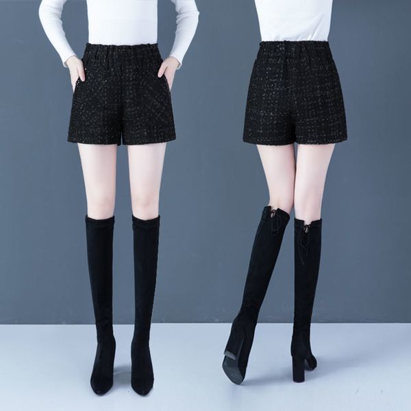 shorts spring 2020 loose high waist black casual women's wide leg pants with autumn and winter boots, Black;white
shorts spring 2020 loose high waist black casual women's wide leg pants with autumn and winter boots, Black;white