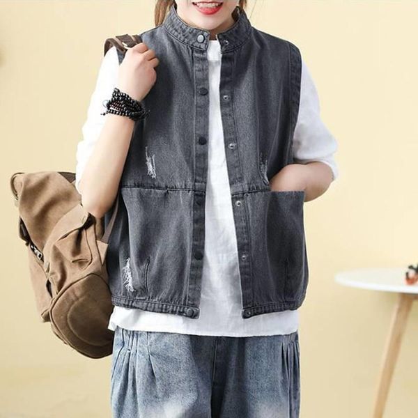 women's vests denim women autumn sleeveless loose casual jackets 2021 korean style vintage single breasted female vest coats p1067, Black;white
women's vests denim women autumn sleeveless loose casual jackets 2021 korean style vintage single breasted female vest coats p1067, Black;white