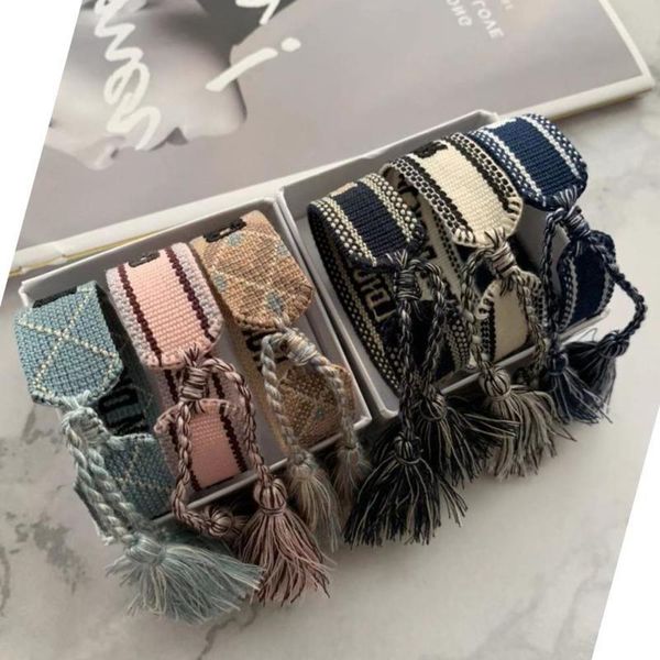 luxury designer jewelry women men bracelets fashion braided tassel 34 style embroidered lovers, Golden;silver
luxury designer jewelry women men bracelets fashion braided tassel 34 style embroidered lovers, Golden;silver