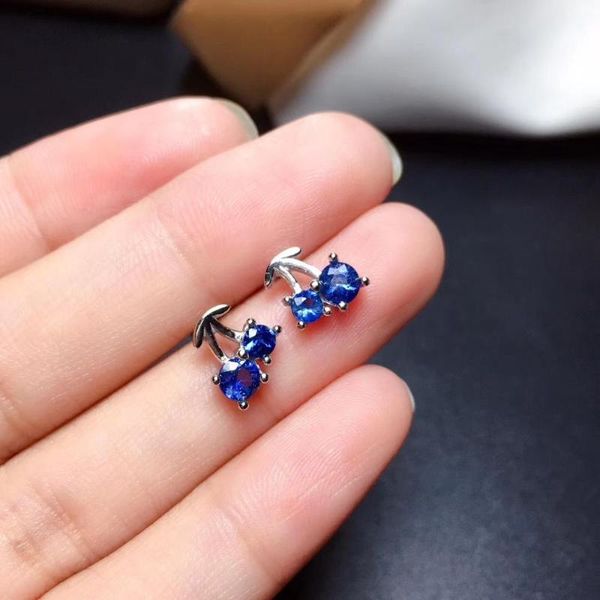 other natural and real sapphire earring 925 sterling silver fine jewelry for men women, Golden;silver
other natural and real sapphire earring 925 sterling silver fine jewelry for men women, Golden;silver