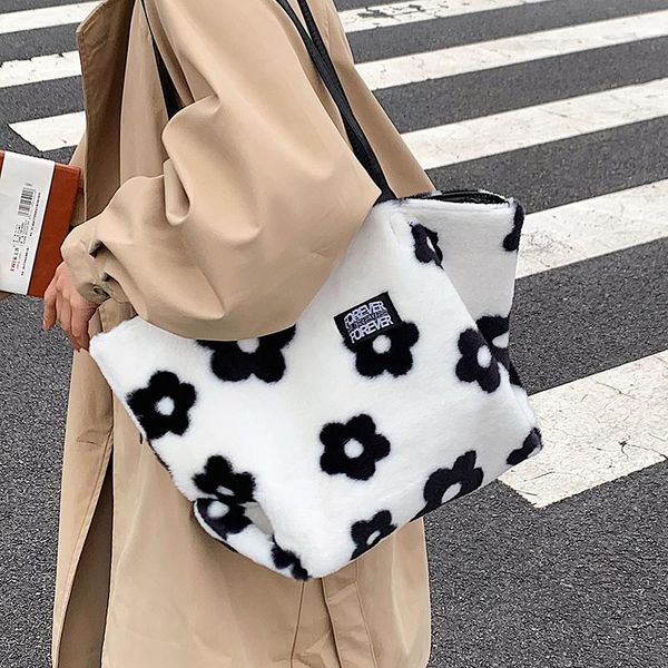 evening bags faux fur women's winter big shoulder large capacity ladies soft plush tote bag fashion design female girls travel handbags
evening bags faux fur women's winter big shoulder large capacity ladies soft plush tote bag fashion design female girls travel handbags
