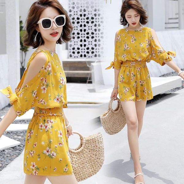 women's jumpsuits & rompers 2021 arrival sets fashion chiffon beach playsuits for lady off-the-shoulder batwing sleeve jumpsuit a256, Black;white
women's jumpsuits & rompers 2021 arrival sets fashion chiffon beach playsuits for lady off-the-shoulder batwing sleeve jumpsuit a256, Black;white