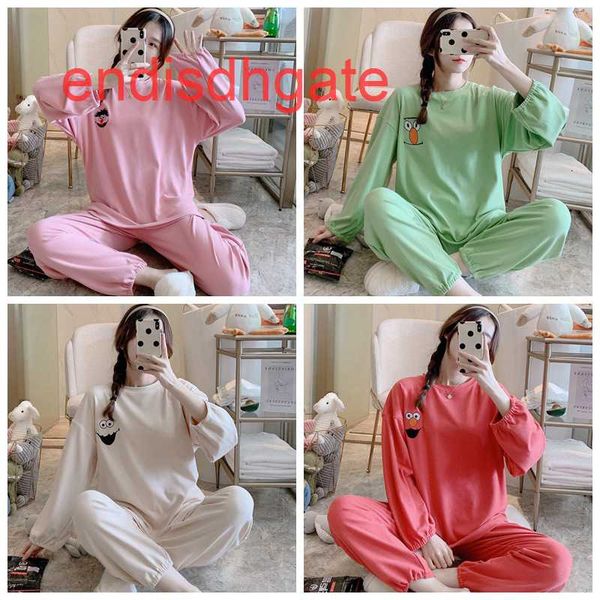 german autumn and winter new pajamas velvet women's long sleeve bundle mouth warm suit sesame street printing, Black;white
german autumn and winter new pajamas velvet women's long sleeve bundle mouth warm suit sesame street printing, Black;white