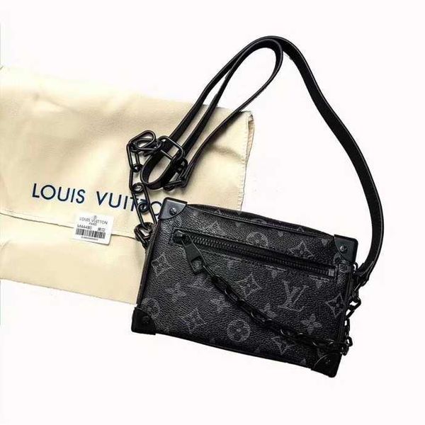 wallets mini soft trunk luxurys designers chain crossbody messenger bags handbags phone purse men women vutton
wallets mini soft trunk luxurys designers chain crossbody messenger bags handbags phone purse men women vutton
