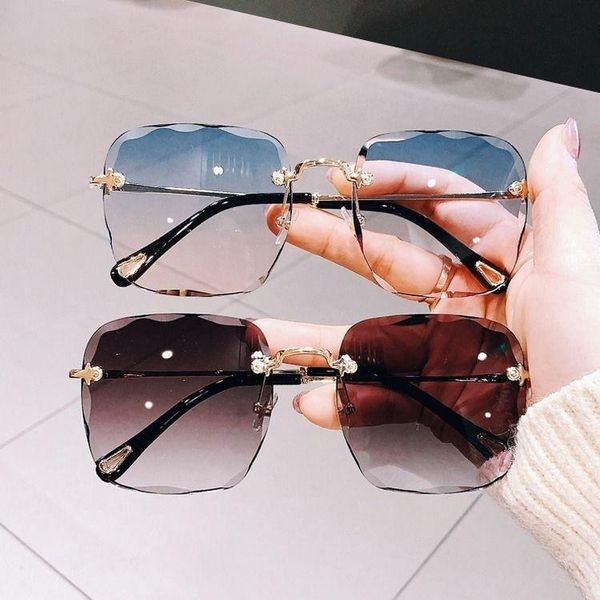 sunglasses 2021 women's sunscreen anti ultraviolet crystal cut edge round face thin net red, Blue
sunglasses 2021 women's sunscreen anti ultraviolet crystal cut edge round face thin net red, Blue
