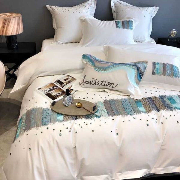 100 thread count xinjiang long staple cotton four piece set all cotton light luxury style solid color quilt cover simple bedding
100 thread count xinjiang long staple cotton four piece set all cotton light luxury style solid color quilt cover simple bedding