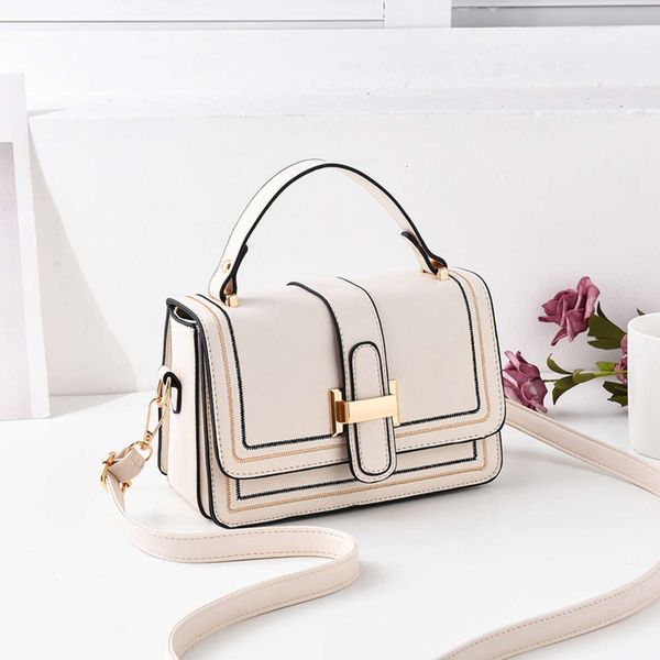 hbp wanghong women's 2021 new fashion foreign style messenger korean versatile one shoulder small square bag
hbp wanghong women's 2021 new fashion foreign style messenger korean versatile one shoulder small square bag