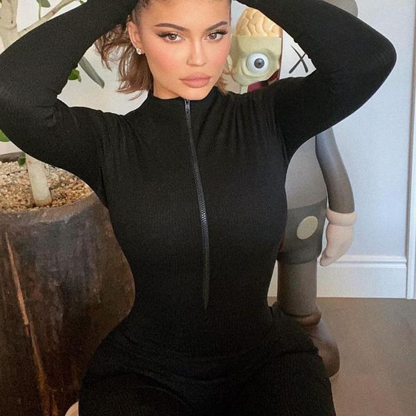 knitted rib long sleeve black romper jumpsuit women clothes club zipper bodysuit clothing female streetwear overalls shorts ltk10015, Black;white
knitted rib long sleeve black romper jumpsuit women clothes club zipper bodysuit clothing female streetwear overalls shorts ltk10015, Black;white