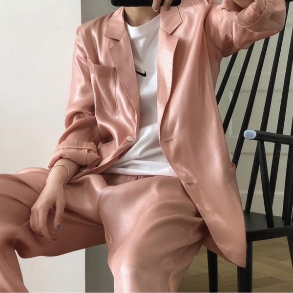 women's suits & blazers 2021 spring and summer notched collar full sleeves satin fabtric single breasted blazer female top, White;black
women's suits & blazers 2021 spring and summer notched collar full sleeves satin fabtric single breasted blazer female top, White;black