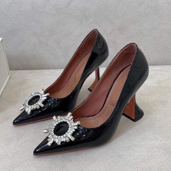 dress shoes 2021 autumn pointed high heel women's sunflower rhinestone buckle shallow mouth pumps wine glass women, Black
dress shoes 2021 autumn pointed high heel women's sunflower rhinestone buckle shallow mouth pumps wine glass women, Black
