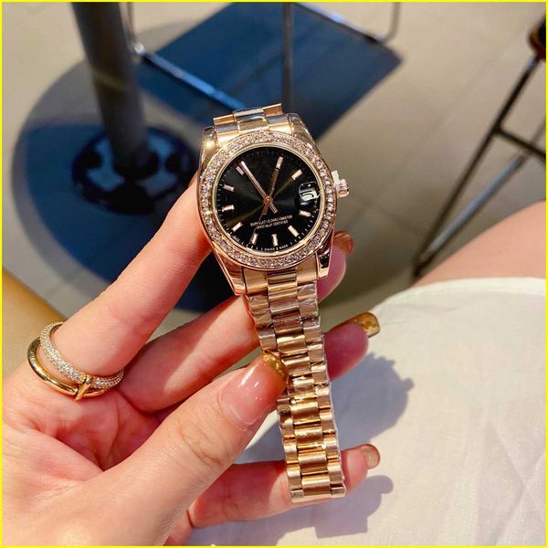 2021 women watches fashion luxurys watch stainless steel wristwatches luxury lady mens watche diamond crystal montres with box 21071503r, Slivery;brown
2021 women watches fashion luxurys watch stainless steel wristwatches luxury lady mens watche diamond crystal montres with box 21071503r, Slivery;brown