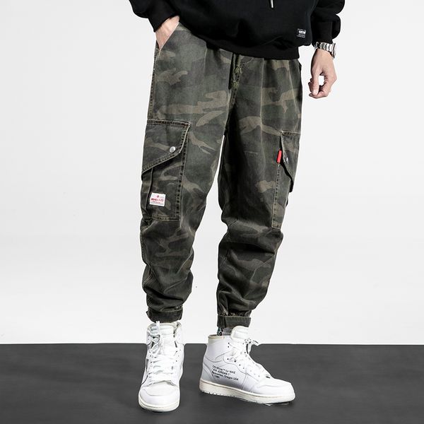 2021 new fashion streetwear men jeans loose fit big pocket casual cargo pants military camouflage style wide leg trousers hip hop joggers po, Blue
2021 new fashion streetwear men jeans loose fit big pocket casual cargo pants military camouflage style wide leg trousers hip hop joggers po, Blue