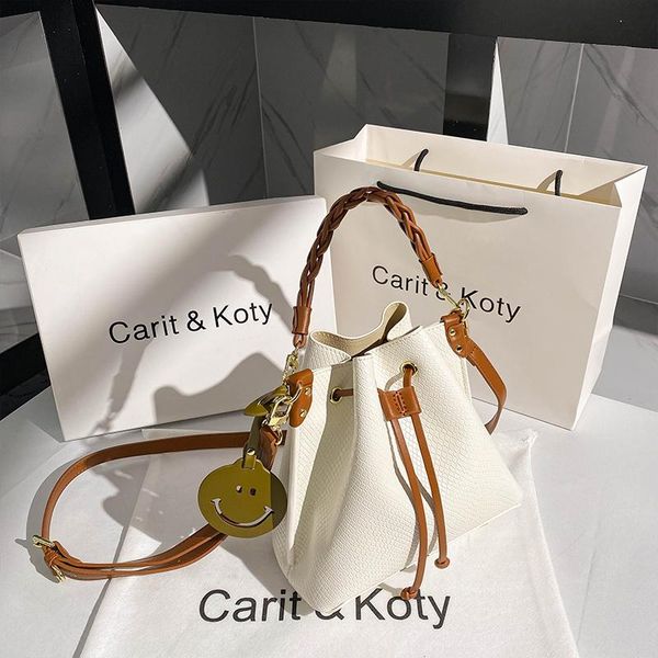 evening bags autumn trendy pumping belt portable bucket bag casual all-match daily snake print one-shoulder messenger female
evening bags autumn trendy pumping belt portable bucket bag casual all-match daily snake print one-shoulder messenger female