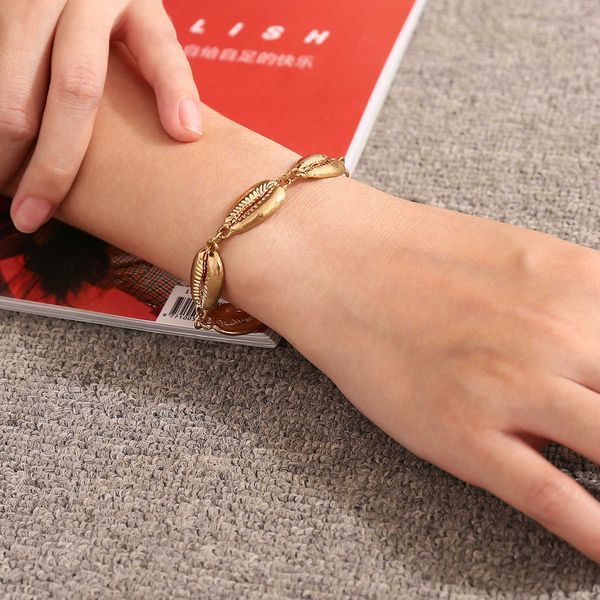 jewelry personality creativity bohemian hand adornment women's simple national style alloy shell bracelet, Silver
jewelry personality creativity bohemian hand adornment women's simple national style alloy shell bracelet, Silver