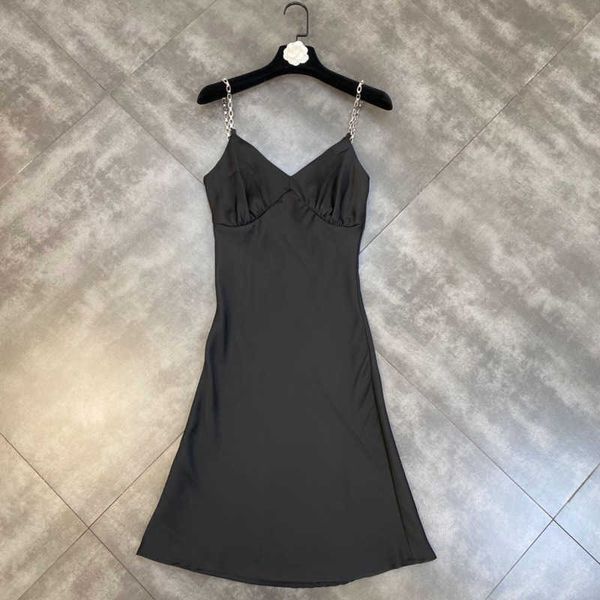 faop summer sleeveless v neck chain strap high waist slim black short mini dres fashion gb932 210709, Black;gray
faop summer sleeveless v neck chain strap high waist slim black short mini dres fashion gb932 210709, Black;gray