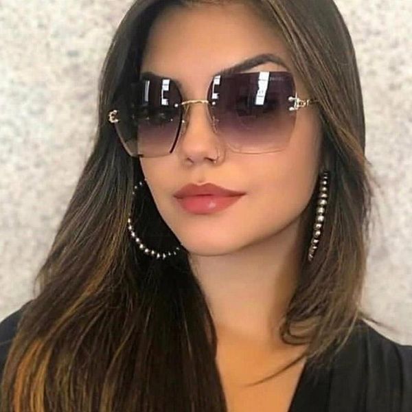 sunglasses retro women's square men metal frame gradient classic brand rimless sun glasses for female uv400, White;black
sunglasses retro women's square men metal frame gradient classic brand rimless sun glasses for female uv400, White;black