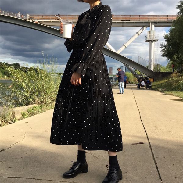 new 2021 korean style dot women spring chiffon long sleeve bow tie elastic waist es loose trend vestidos 99lh, Black;gray
new 2021 korean style dot women spring chiffon long sleeve bow tie elastic waist es loose trend vestidos 99lh, Black;gray