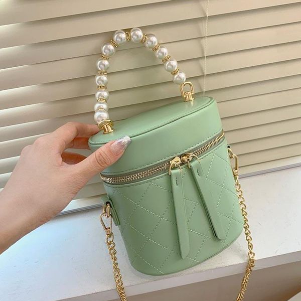 cross body pearl chain handbag women's chains crossbody bag lingge shoulder bags lady phone pack purse box type women
cross body pearl chain handbag women's chains crossbody bag lingge shoulder bags lady phone pack purse box type women