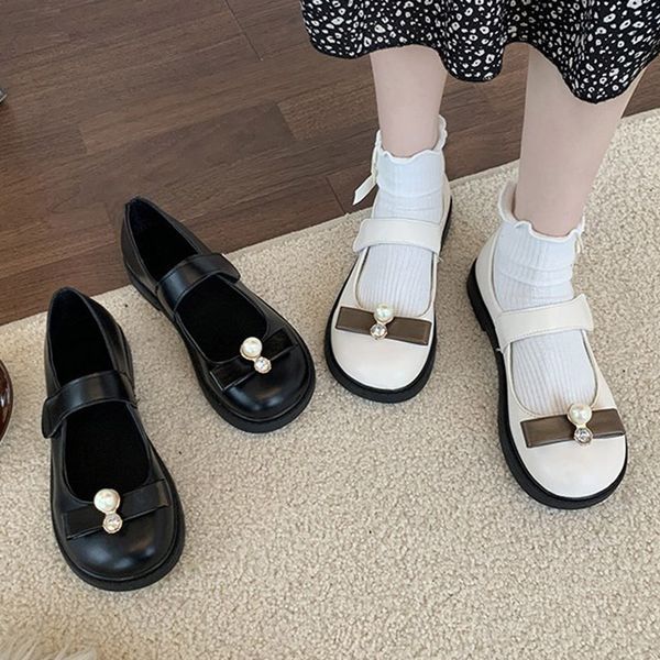 Lolita Shoes Pearl Princess Shoes Rhinestone Woman Flats Black Leather Girls Mary Janes Shoes Spring Autumn mujer 8880N, White
Lolita Shoes Pearl Princess Shoes Rhinestone Woman Flats Black Leather Girls Mary Janes Shoes Spring Autumn mujer 8880N, White