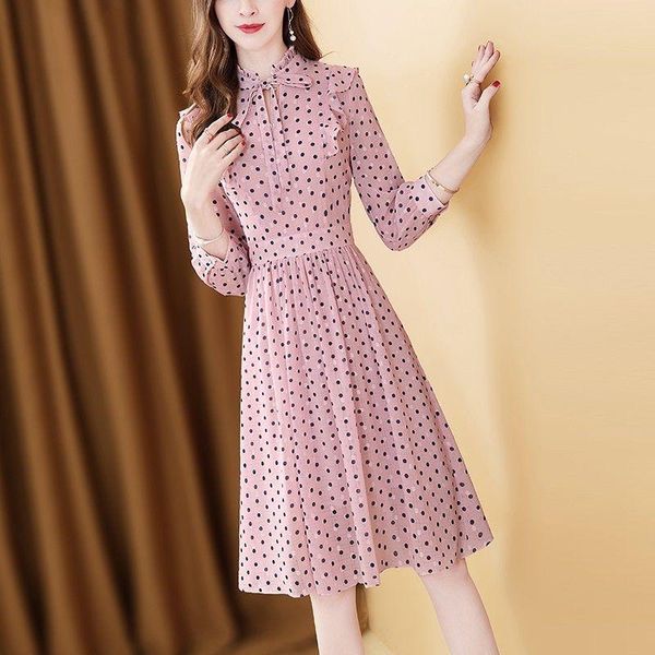 casual dresses 2021 summer dress women stand neck female chiffon vintage three quarter sleeve ladies elegant dot print vestidos h01, Black;gray
casual dresses 2021 summer dress women stand neck female chiffon vintage three quarter sleeve ladies elegant dot print vestidos h01, Black;gray